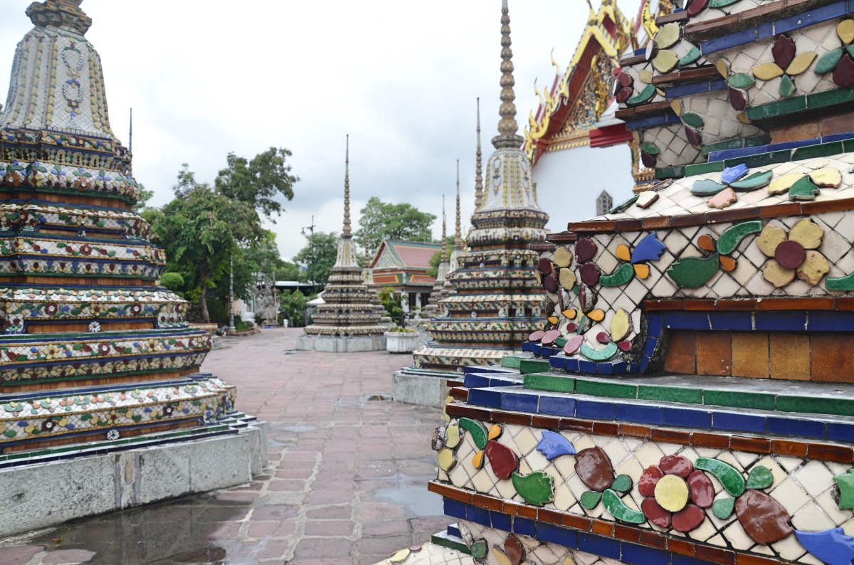 estupas en el Wat Pho