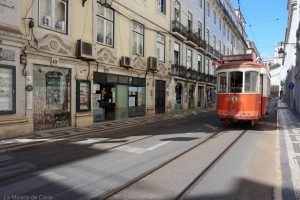 Qué hacer en Lisboa: subirse a un tranvía. Nuestro viaje a Portugal