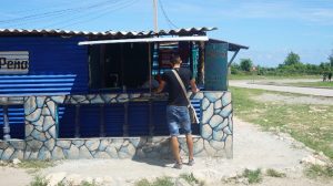 Visitar Holguín y Guardalavaca: la cafetería de los Hermanos Peña