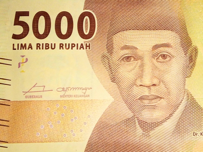 presupuesto viajar indonesia rupiah indonesia