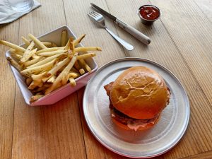 Dónde comer en Los Ángeles: Stout Burgers and beer