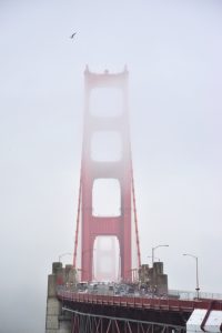 Los mejores miradores de San Francisco: golden Gate overlook con niebla
