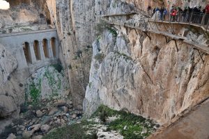 Hacer el Caminito del Rey en Málaga