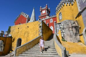 Qué hacer en Sintra: El Palacio da Pena y sus coloridos edificios