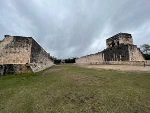 El juego de pelota de Chichén Itzá