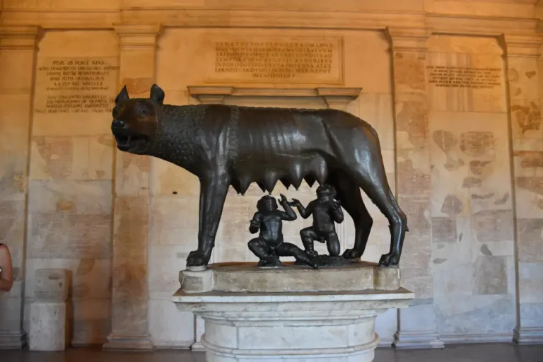 Romulo remo loba escultura museos capitolinos