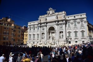 La Fontana di Trevi a pleno día