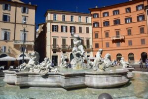 Una de las fuentes de Piazza Navona