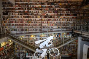 Una de las librerías más famosas de LX Factory