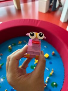 Una de las piezas que montamos en LEGO House