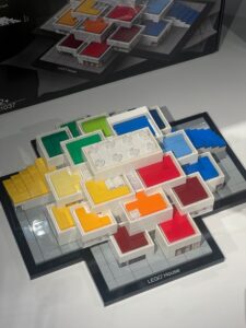 Maqueta de la LEGO House