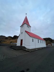La famosísima iglesia de Vik