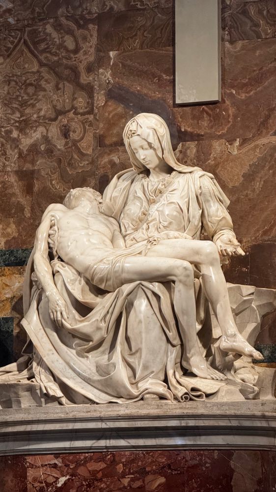 La Pietà de Miguel Ángel en la Basílica De San Pedro